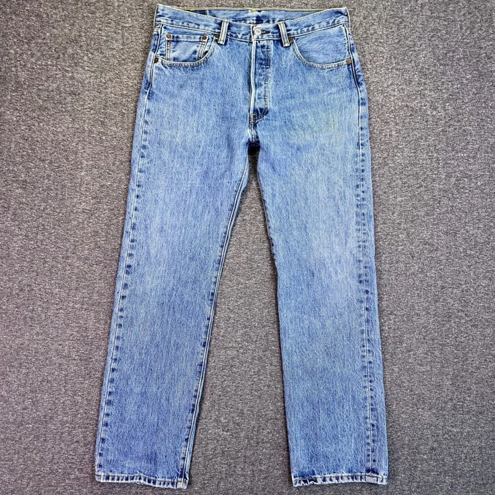 Levis 501 Original Jeans Mens 33x31 Blue Straight Light Wash Casual Button Fly